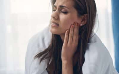 Is It Serious if Your Tooth Hurts When You Bite Down? A Lubbock Dental Guide